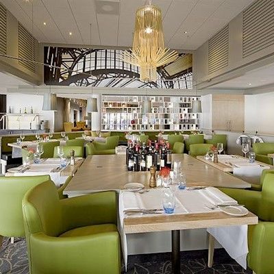 Hotel Mövenpick 's Hertogenbosch 4*